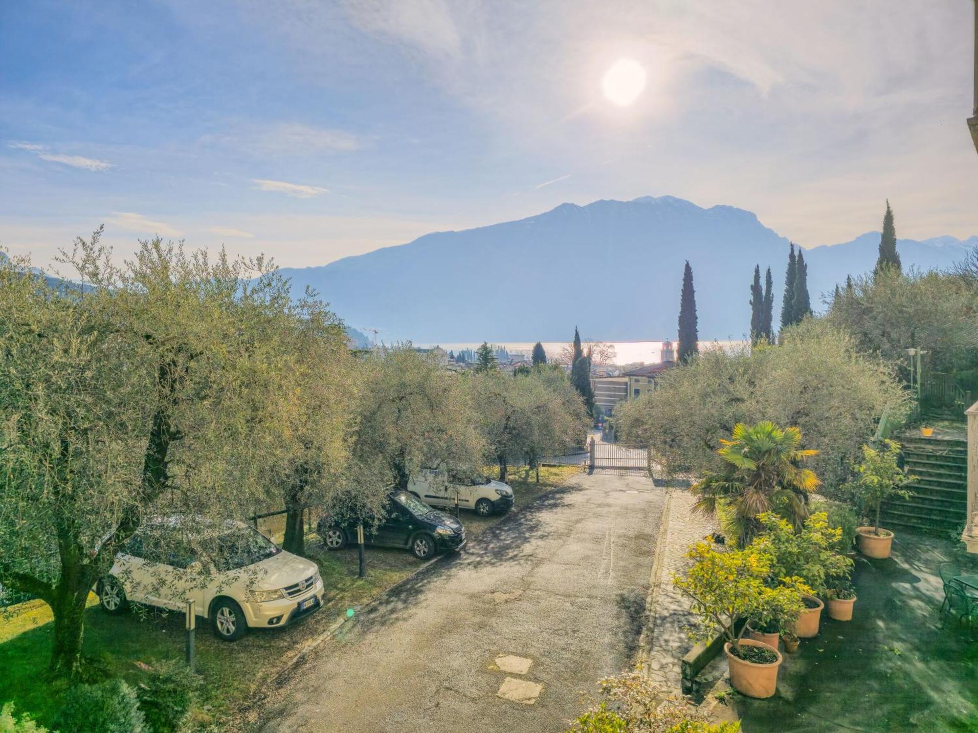 Aparthotel Englovacanze Ρίβα ντελ Γκάρντα Εξωτερικό φωτογραφία